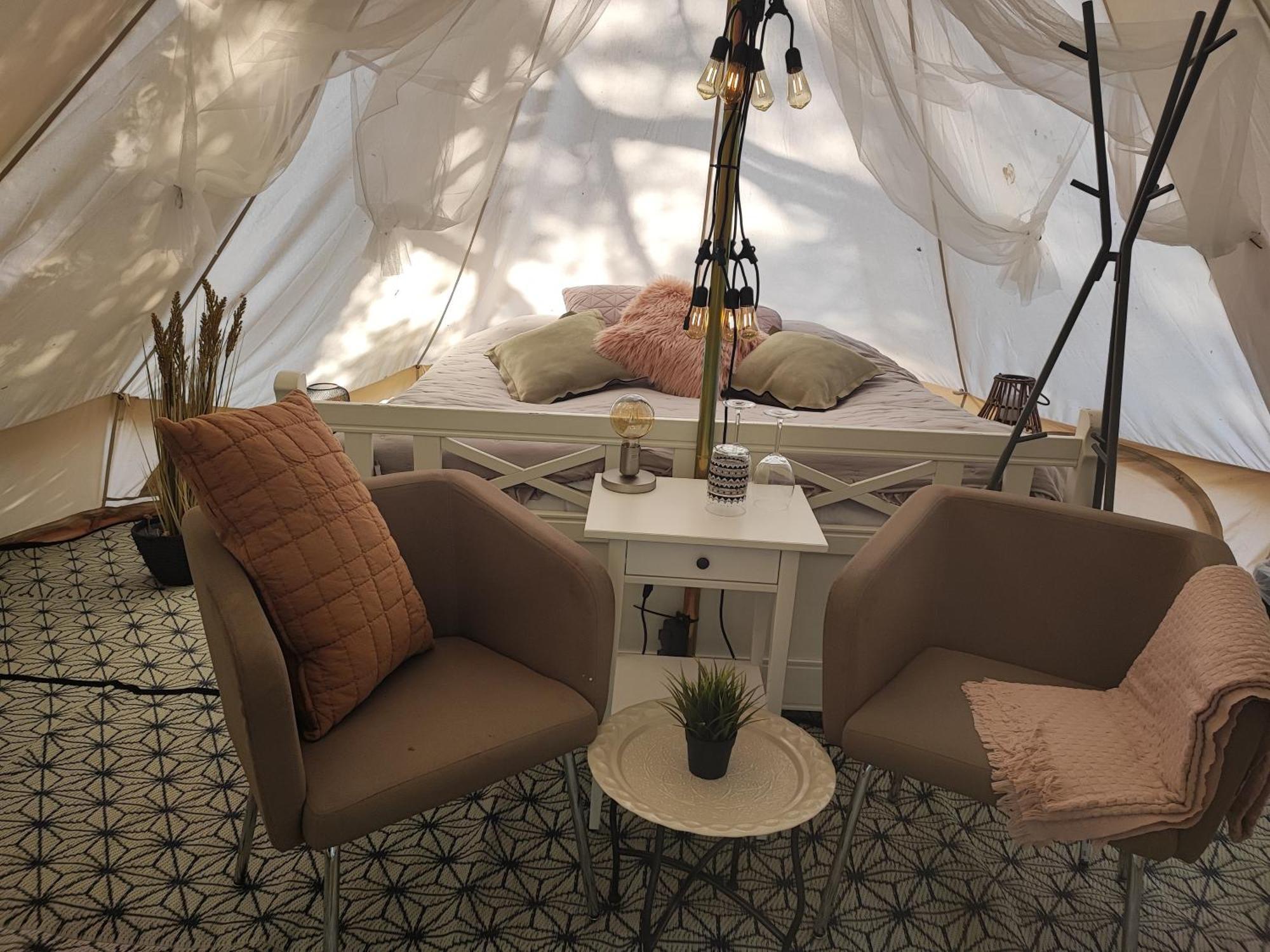 Sjugare Gard Glamping